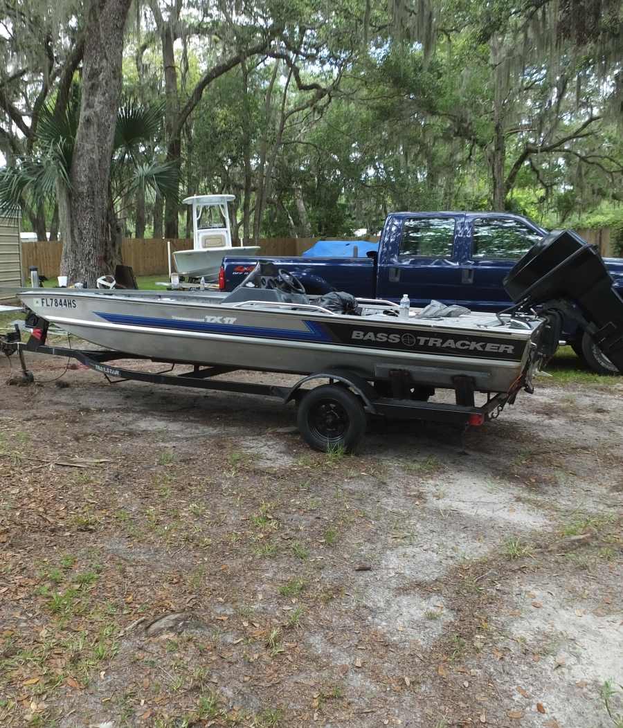 Welding-fabricating-a-bow-fishing-platform