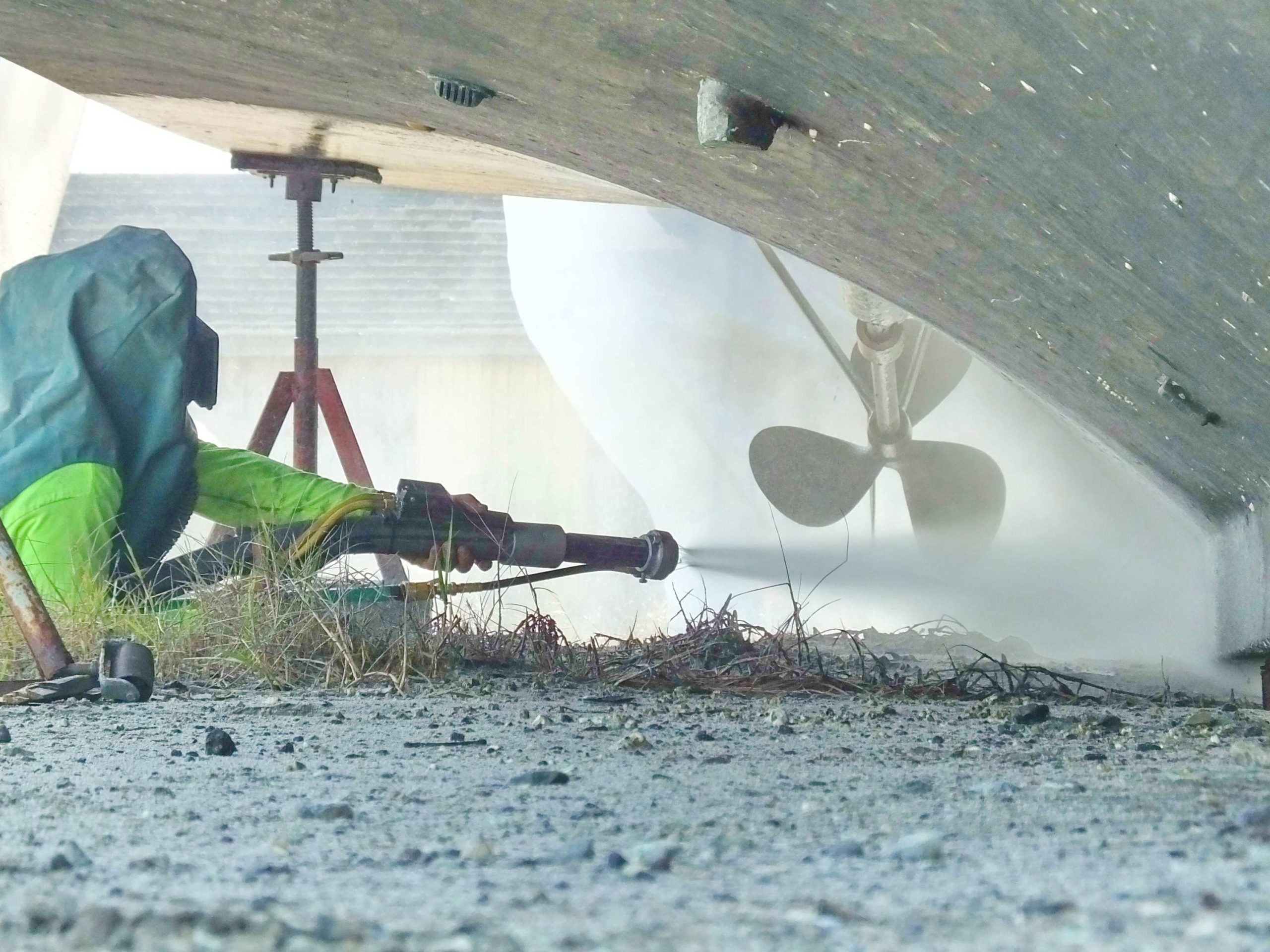 44 Ft_yacht_boat_sandblasting-03