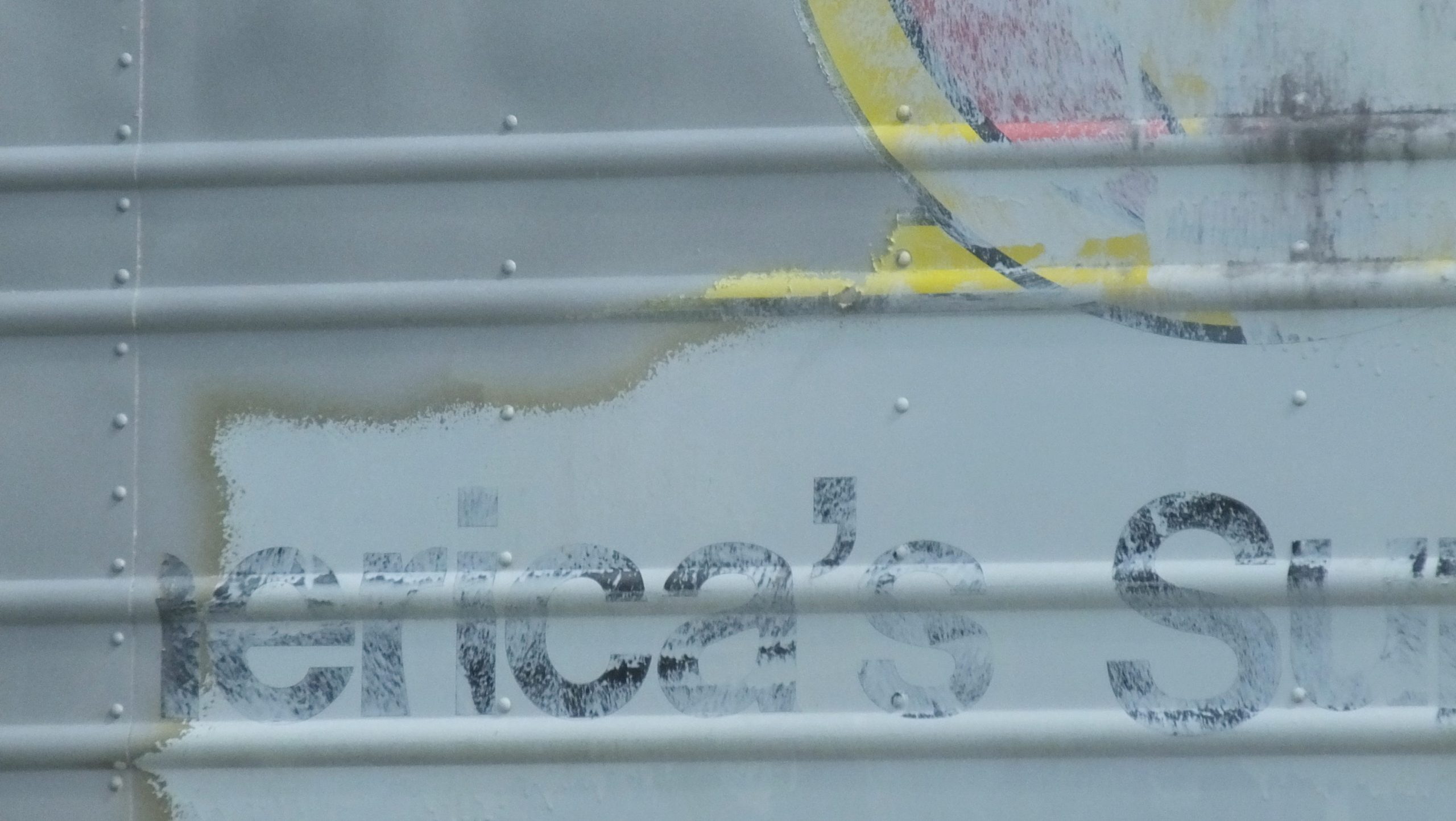 Aluminum_Tractor_trailer_sandblast_paint_removal-05