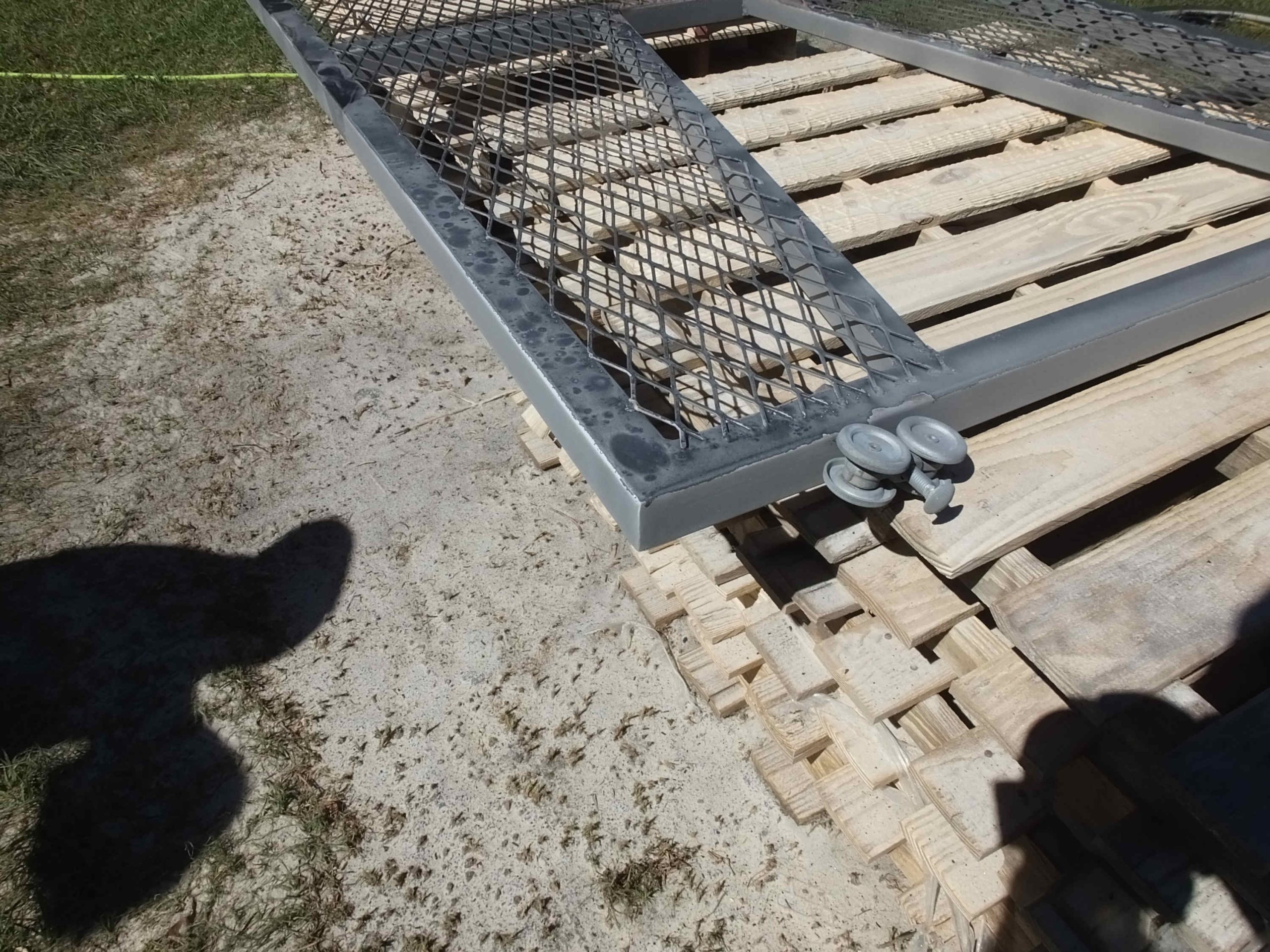 Barn_stall_doors_sandblasting-09