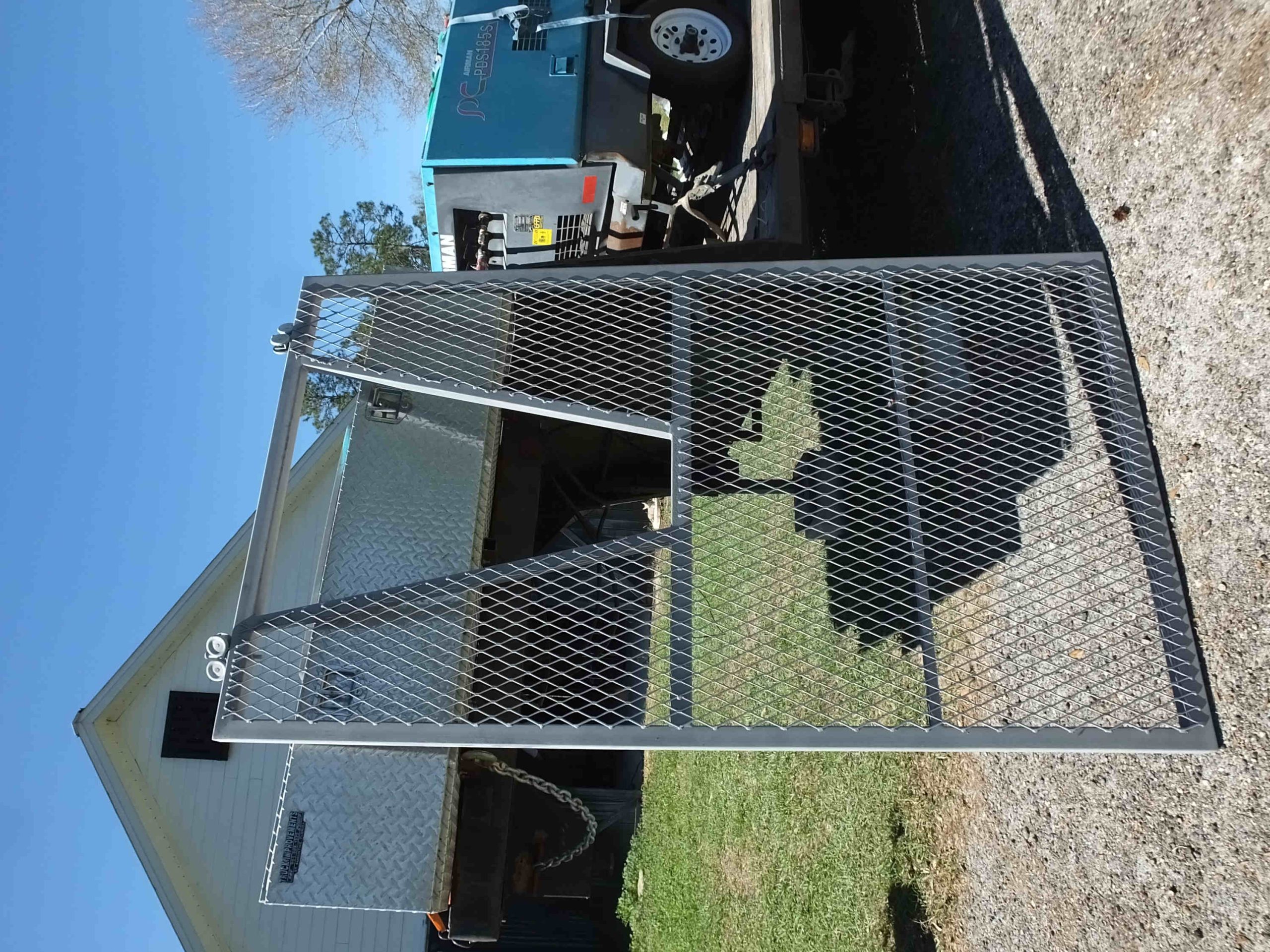 Barn_stall_doors_sandblasting-10