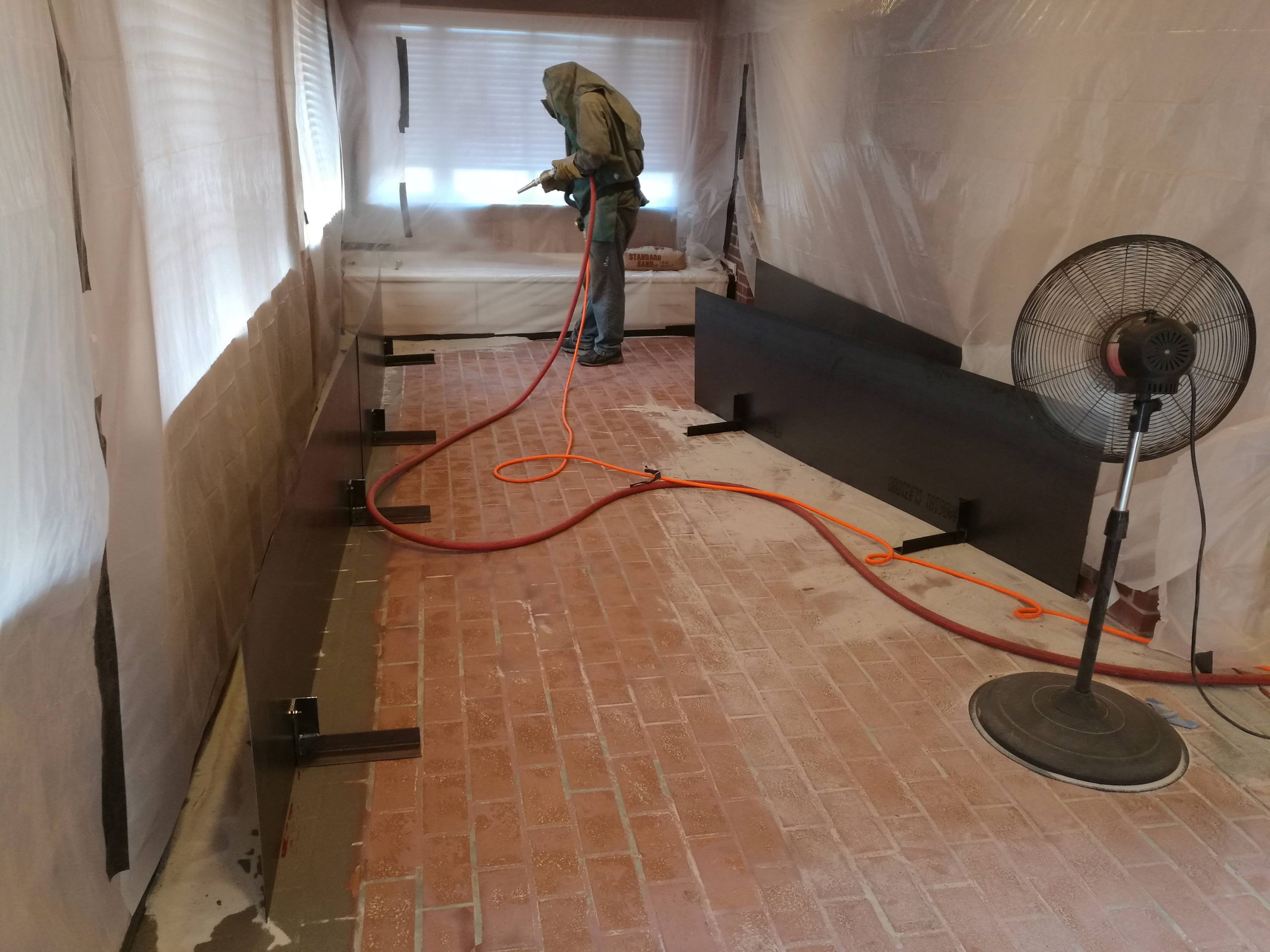 House_brick_floor_sandblasting_paint_removal-03