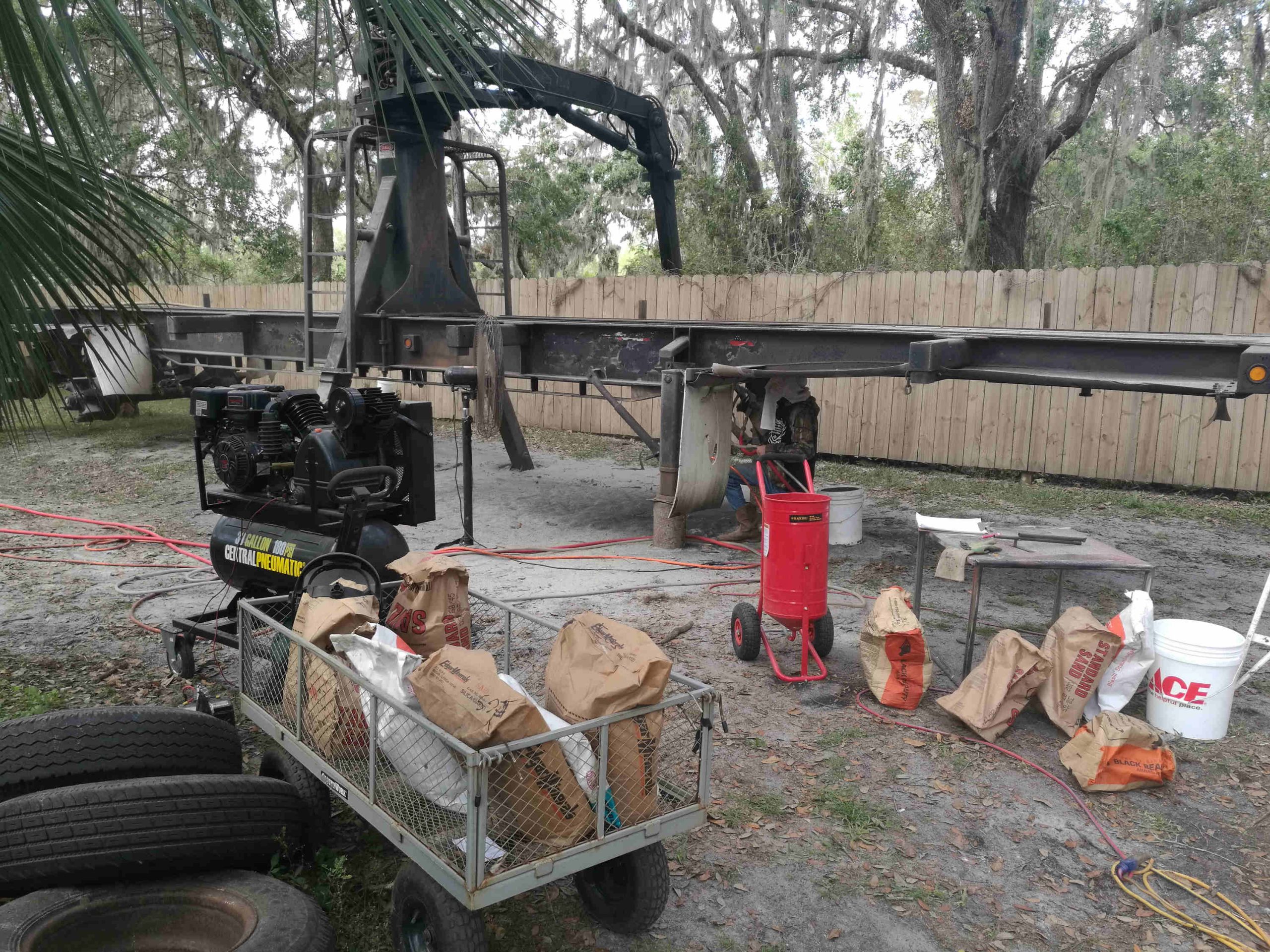 Log_Tractor_Trailer_sandblasting-01